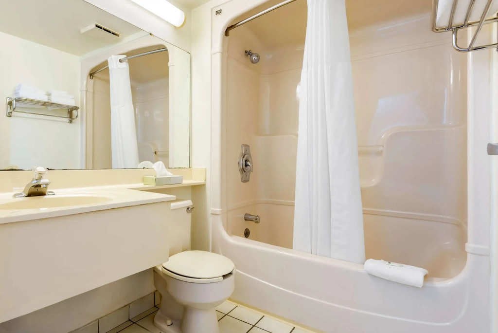 Quality Inn Falconer - Jamestown
