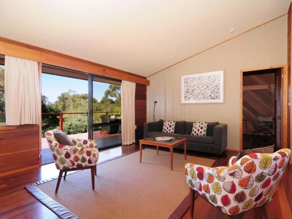 The Hideaway - beach home with large deck