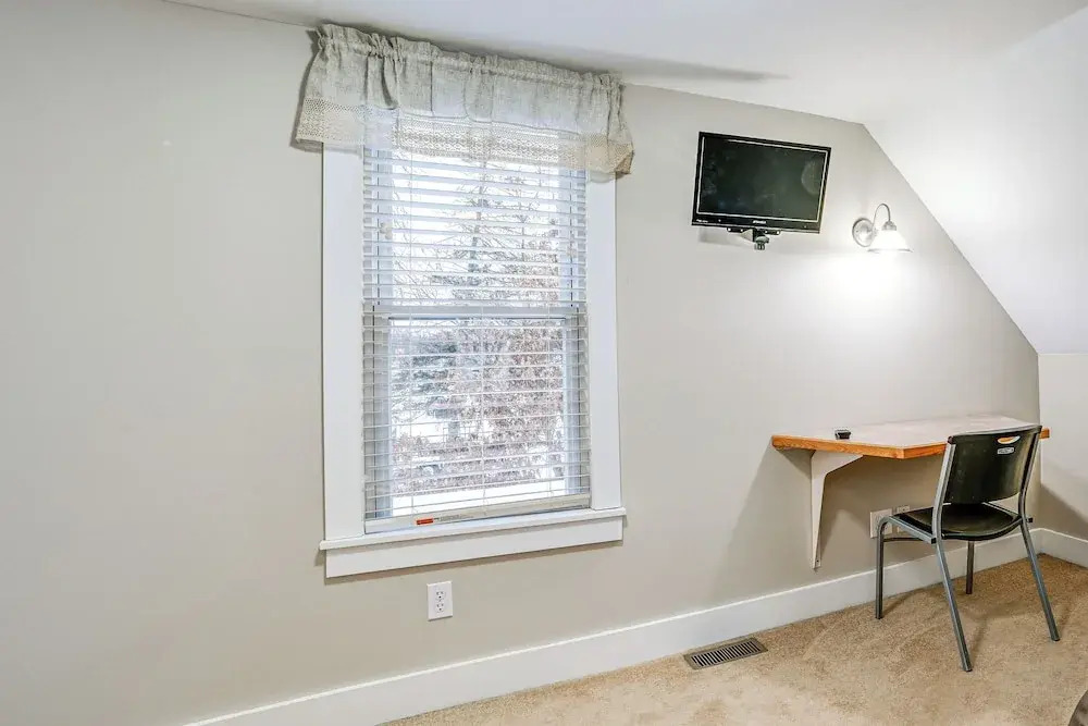 Near Hiking & Skiing: Cozy Home in Cortland!