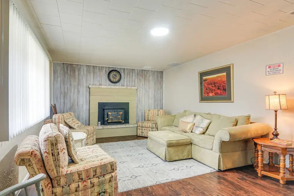 Tropic Getaway Near Bryce Canyon National Park!
