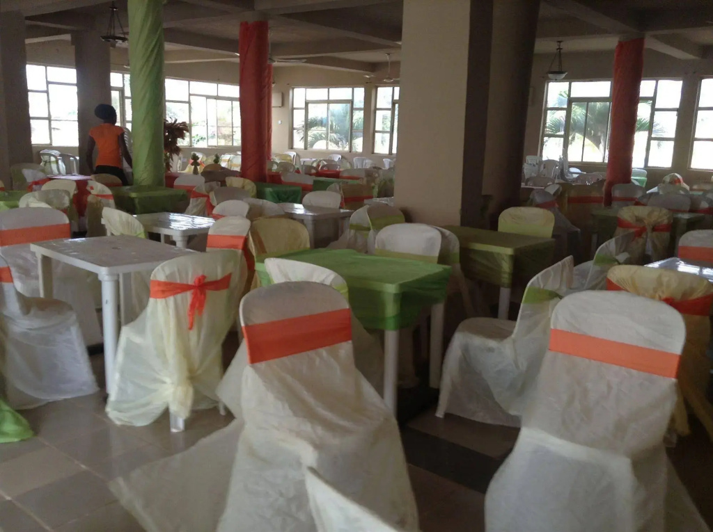 Pinnacle Hotels and Suites