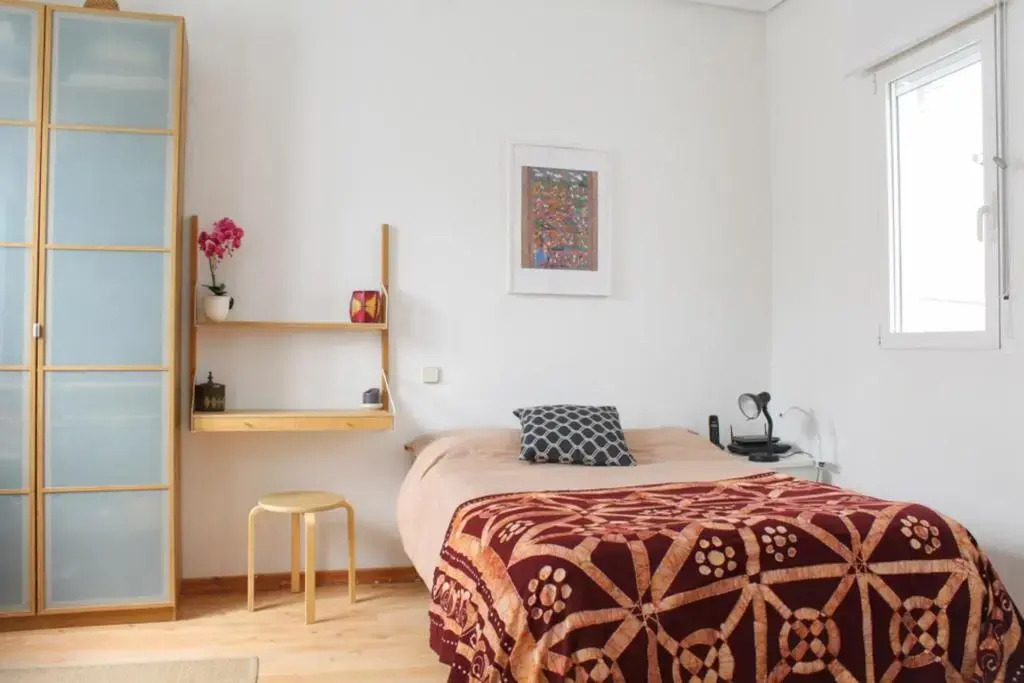 Hipster Studio in Anton Martin by Allô Housing