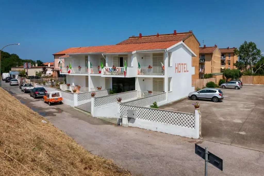 Mini Hotel