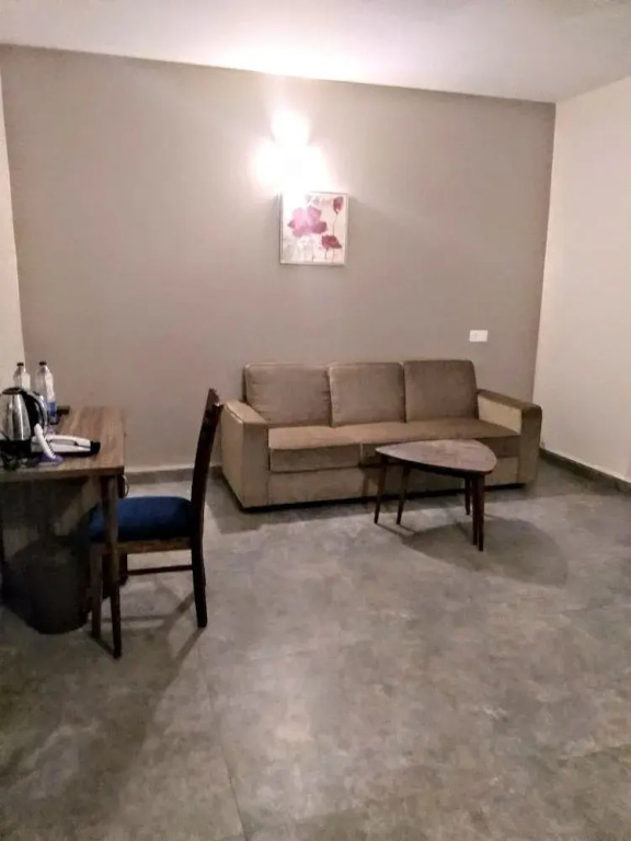 Hotel Karon Premium