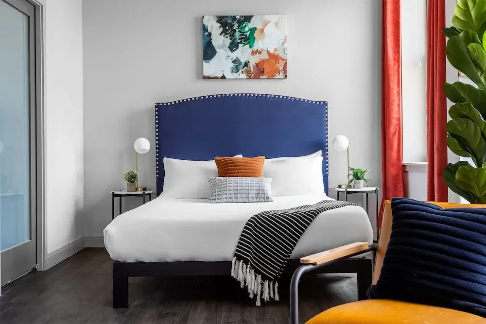 The Guild Downtown Vine St. 1 Bedroom