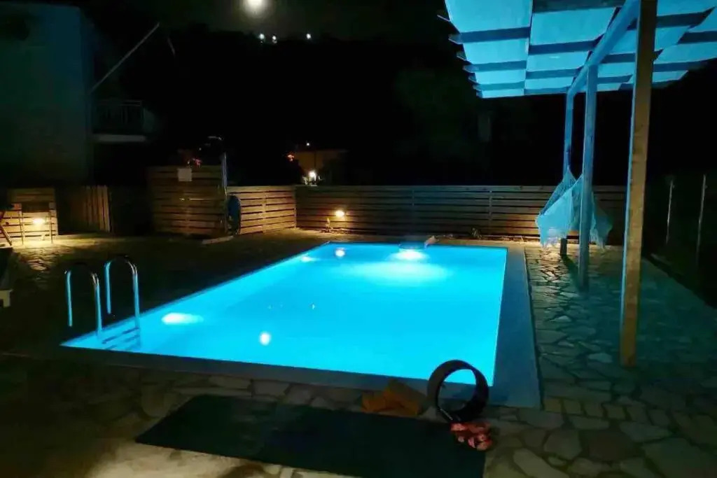Sea Breeze Apartments - n.1 with private pool