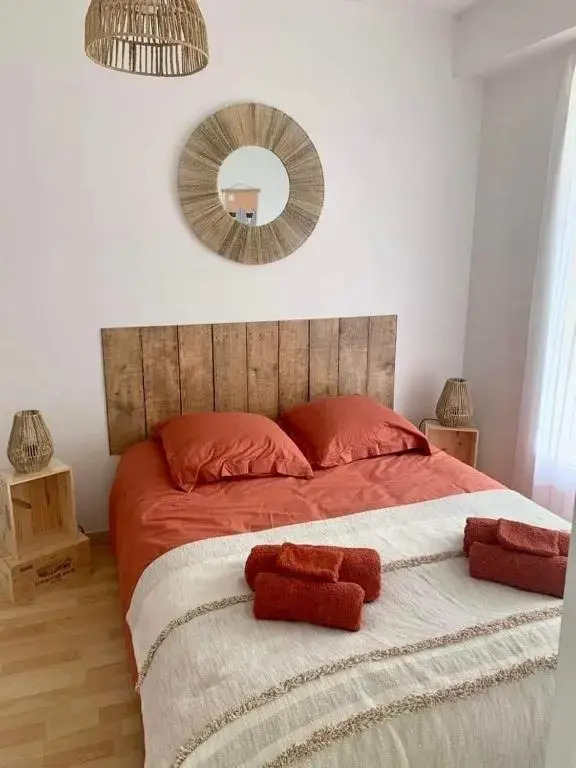 Appartement 1 chambre pour 2 pers - fraîchement rénové - terrasse - parking