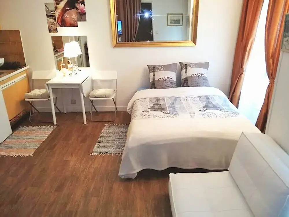 Apartment Parisla Porte Maillot