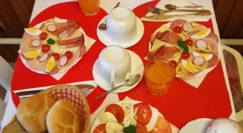 AA Pension Hoffmann Prague