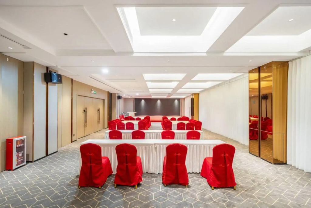 Ramada Encore by Wyndham-Guangzhou Baiyun Railway Station-International Clothing Market Flagship Hotel