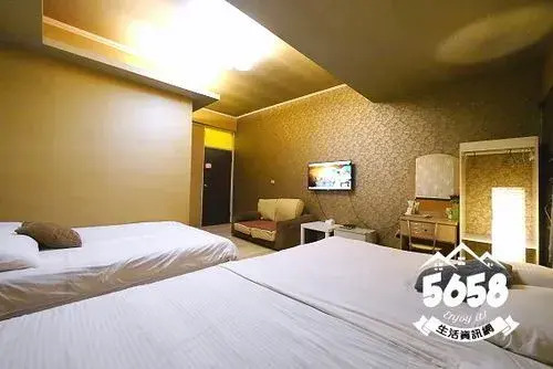 Taichung Fengjia duduhouse