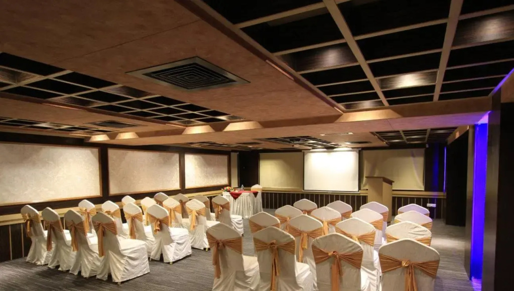 Iris The Business Hotel