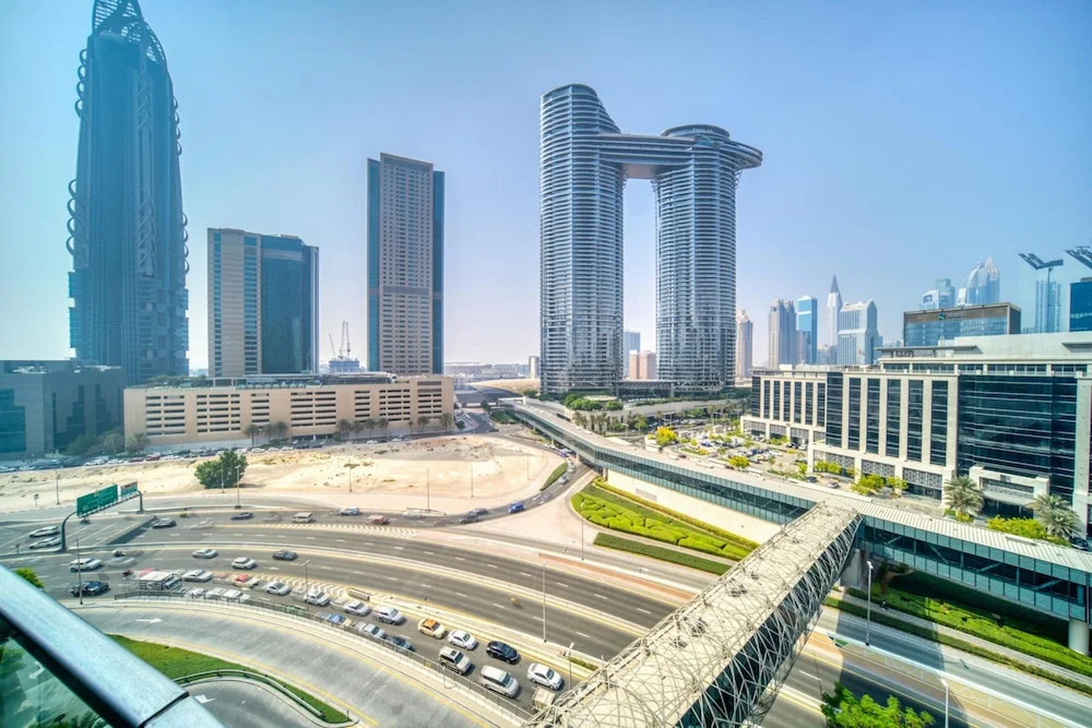 Trendy 2BR Downtown Apt Steps From Burj Khalifa