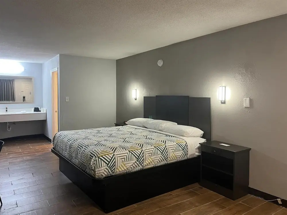 Studio 6 Suites Hurricane, Wv