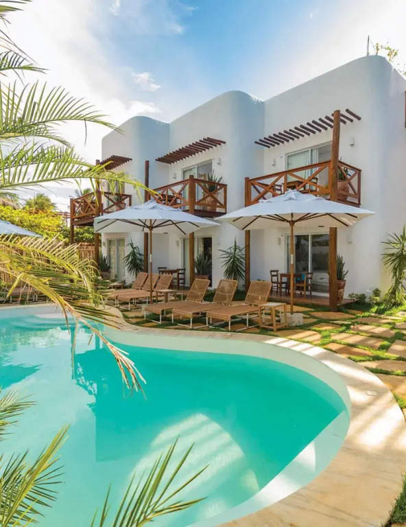 La Plage Hotel Boutique