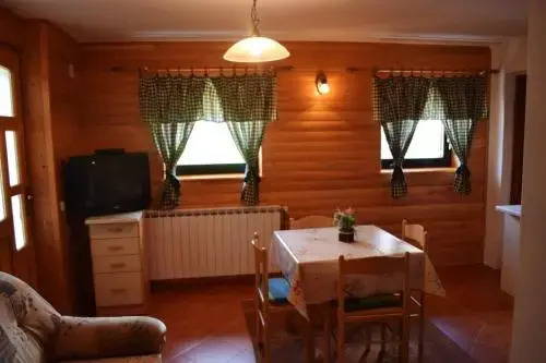Apartment Doris Mrkopalj