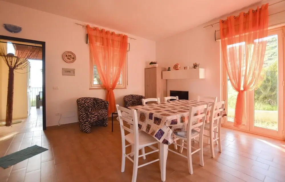 Gorgeous Home In Realmonte
