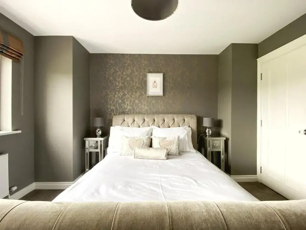 Swallow Lane, Enniskillen, Co Fermanagh, 5* Chic