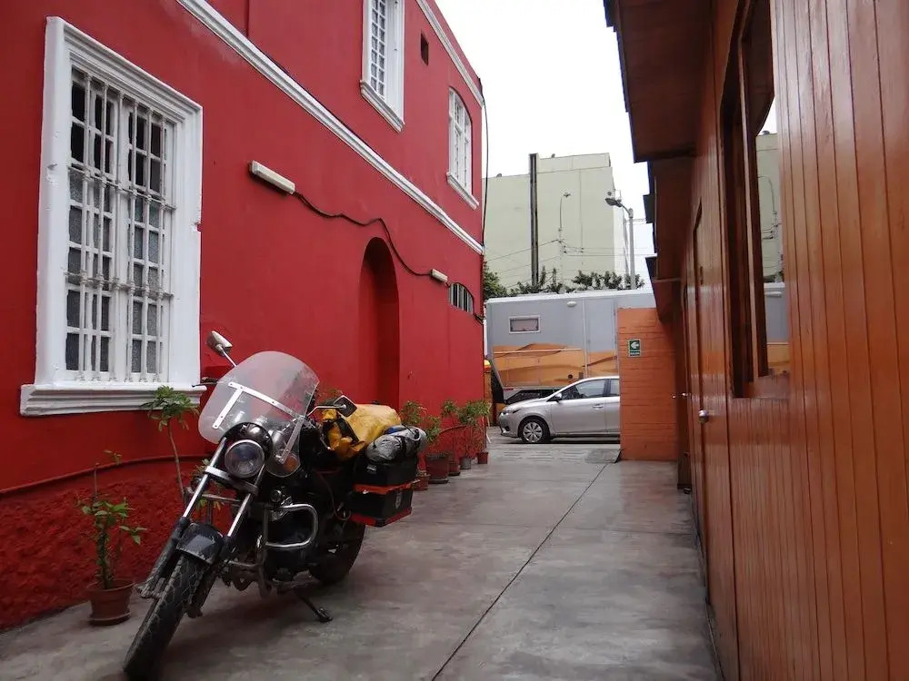 Hitchhikers Lima Hostel