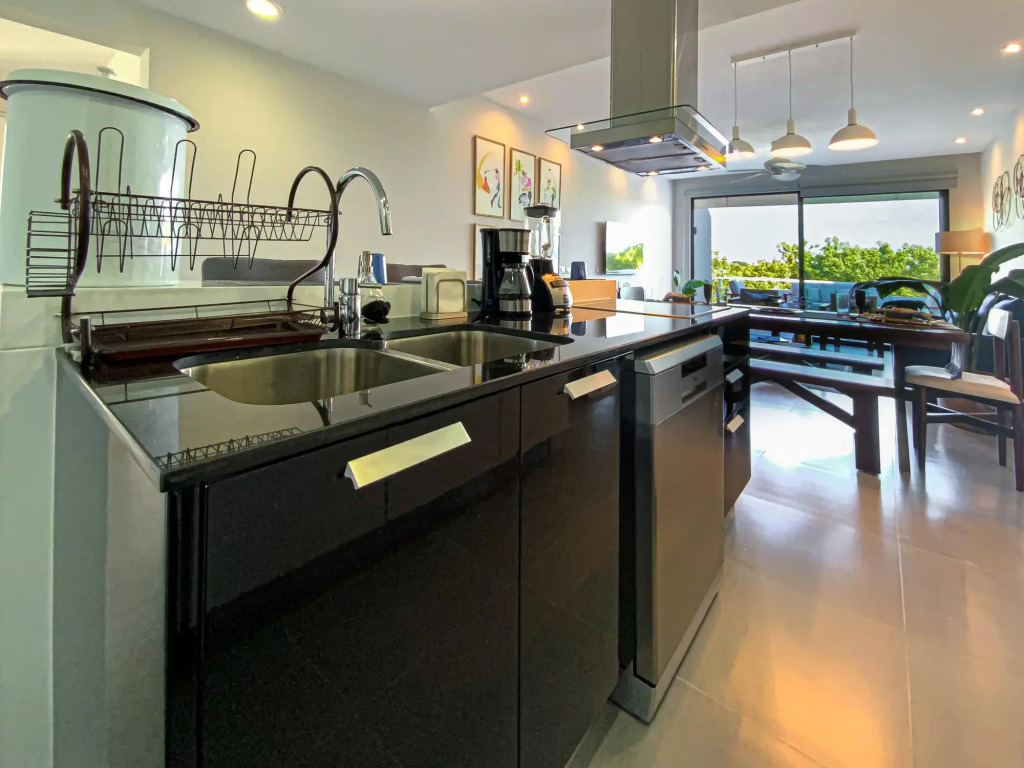 Spectacular & Luxurious Apartment Playa del Carmen Rooftop Pool, Golf Course & Tennis Court