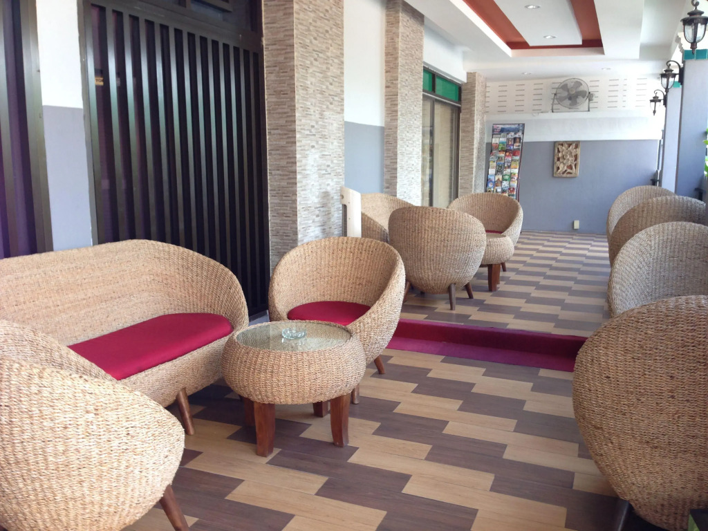 Home Place Hotel