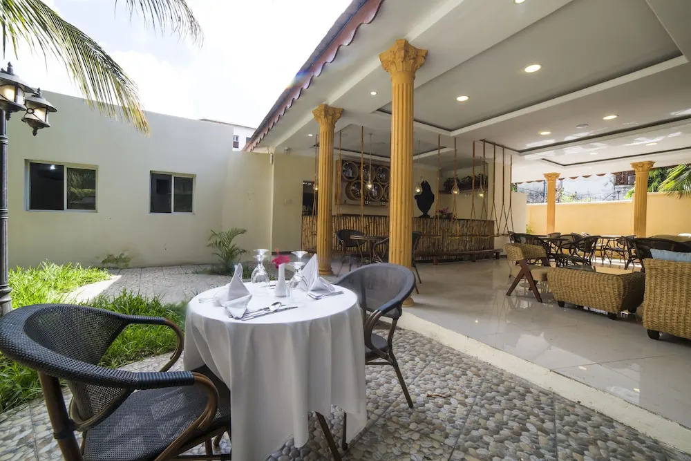 Antonio Garden Hotel