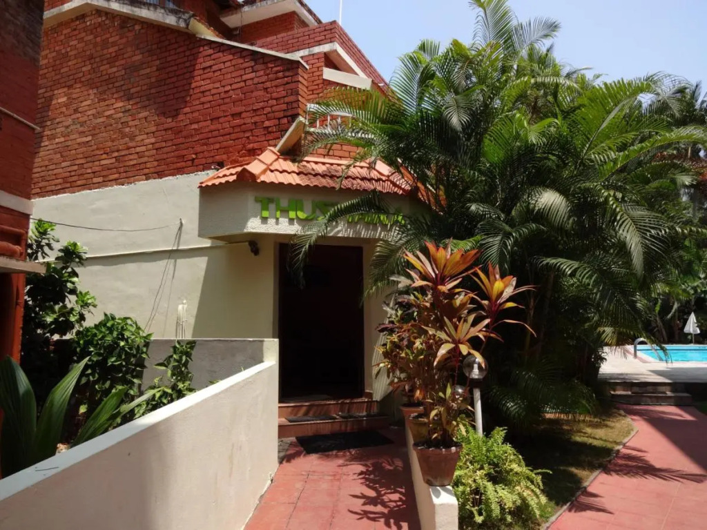 Hotel Thushara