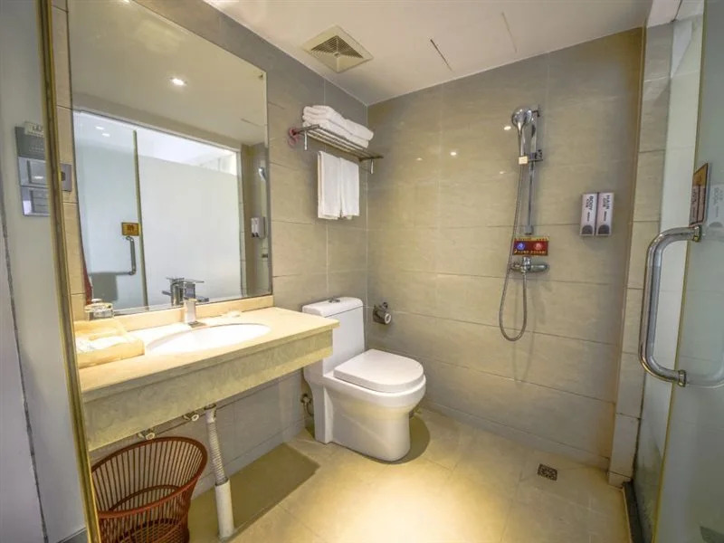 Yuewei Business Hotel