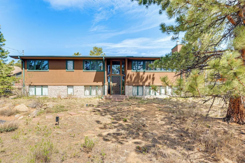 Estes Park Home w/ AC - 1/2 Mi to Lake & Downtown!