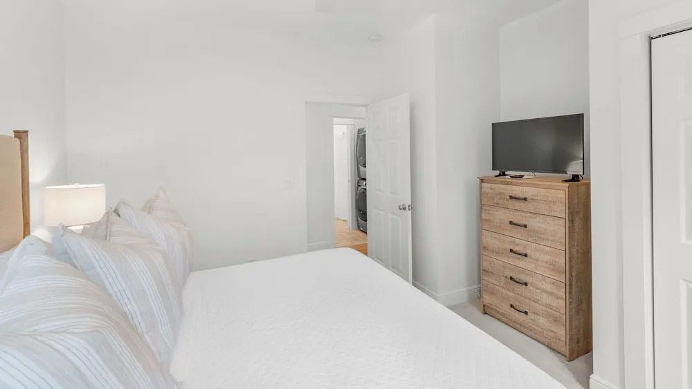 Close to the Beach & Close to the Pool