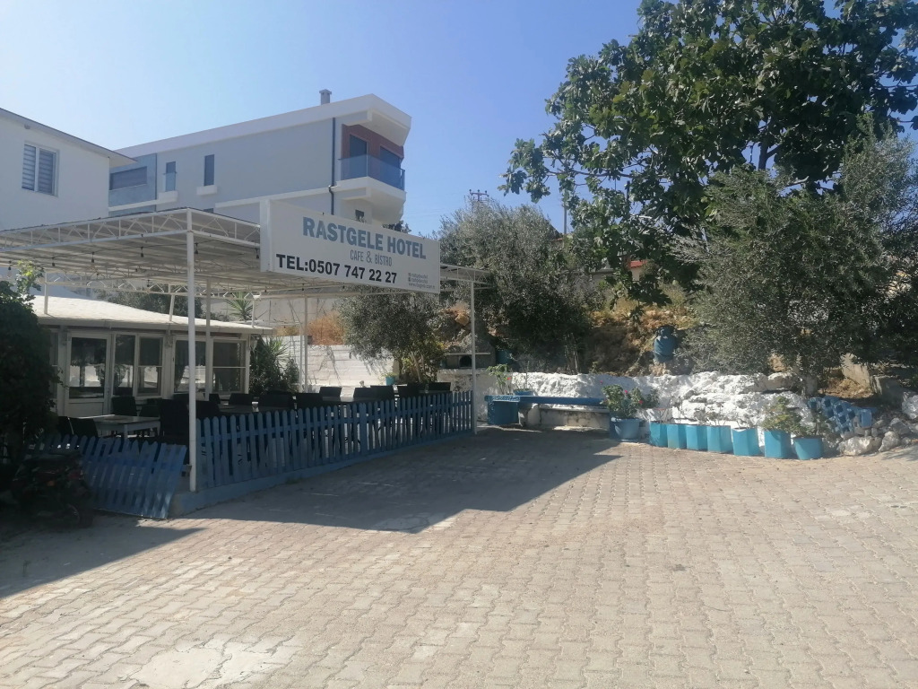 Hotel Tamam Mıyız