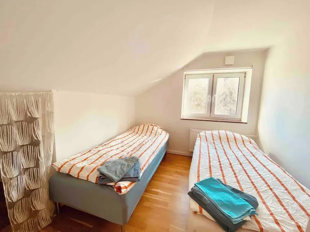Bjurvik's Villa - Flat 3 - Business Customers Only