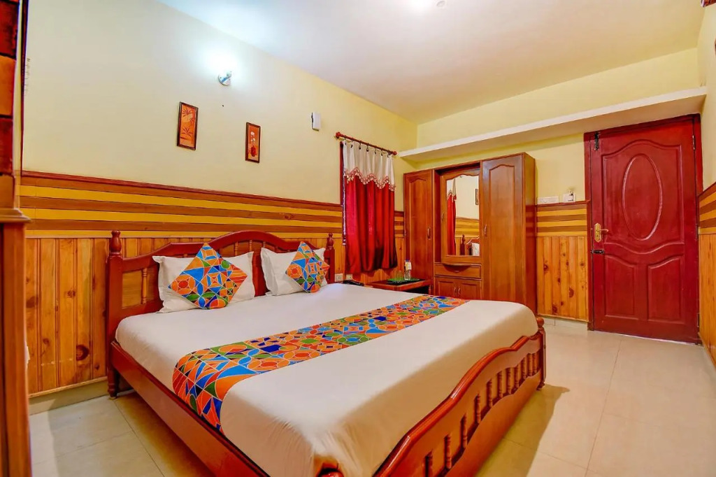 FabHotel KS Thayagam Residency