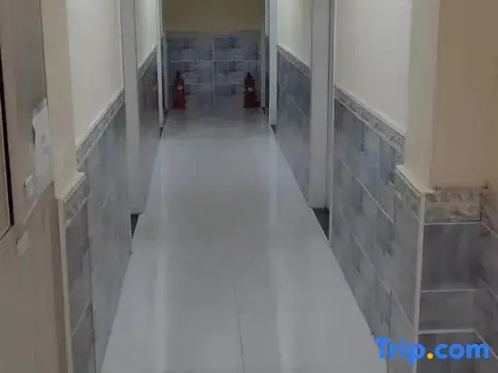 Nanchang Yingbin Business Hotel (Electric Power Vocational and Technical College)