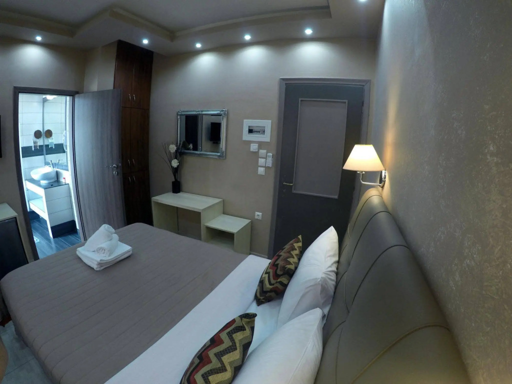 Midia Suites