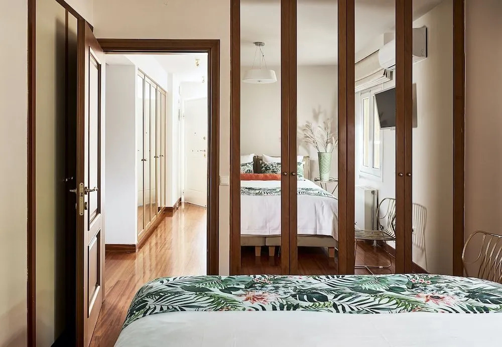 Crystal Green Residences Voula