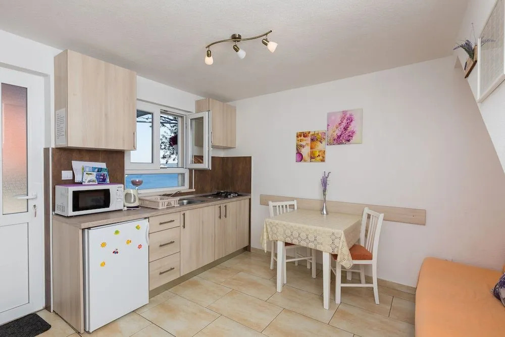 Apartments Lovro