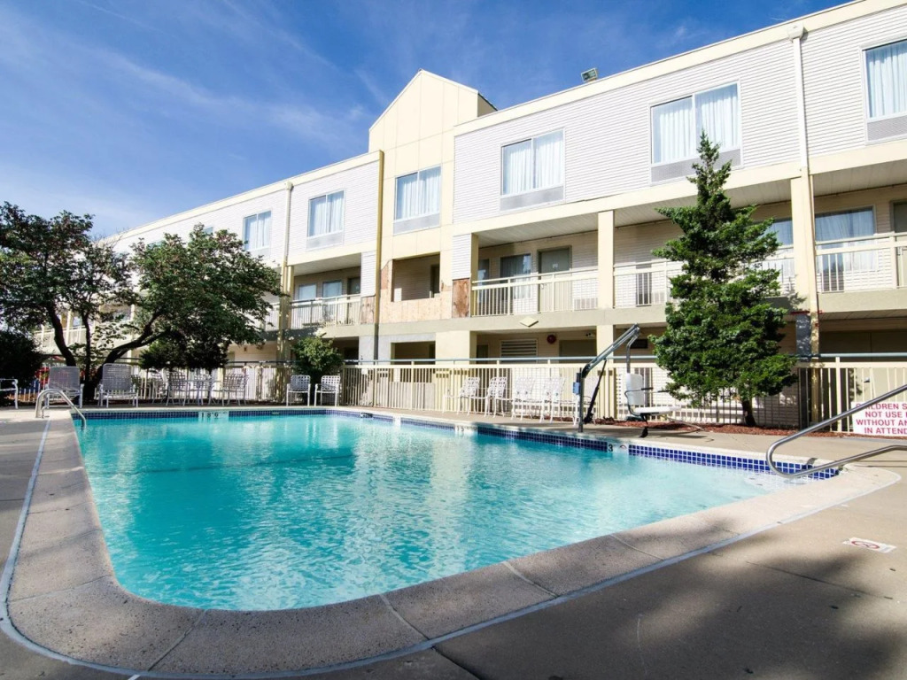 Merriam Park Inn