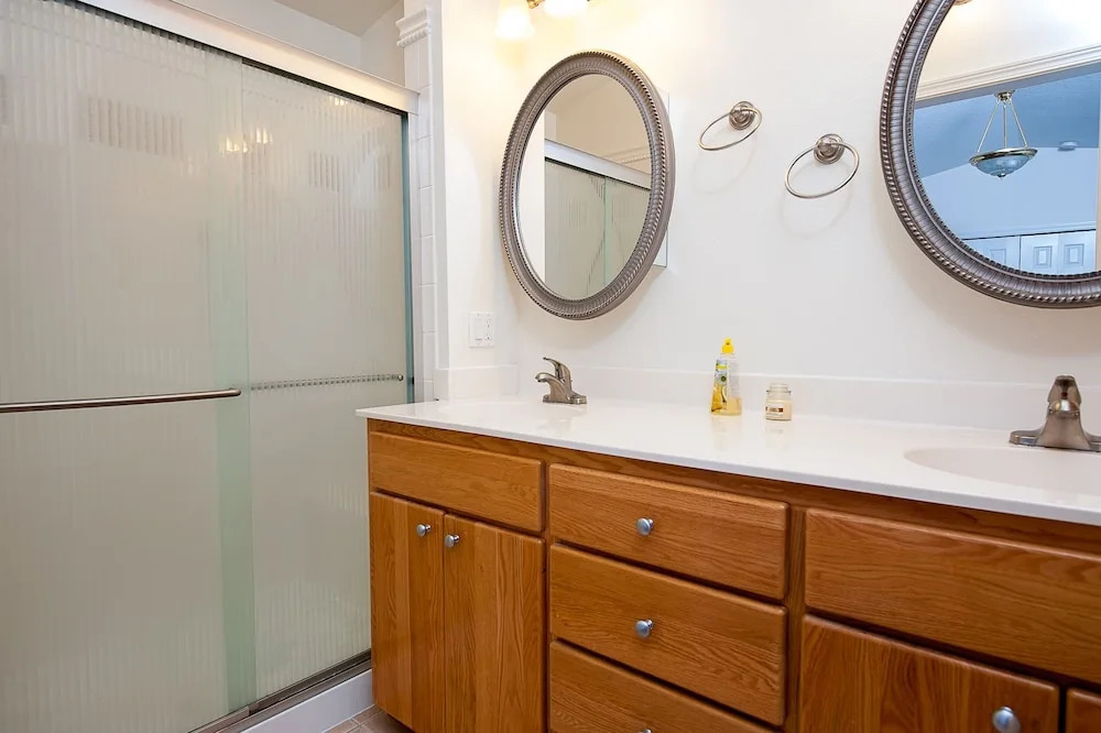 Beverly Beach Retreat 3 Bedrooms 2 Bathrooms Home