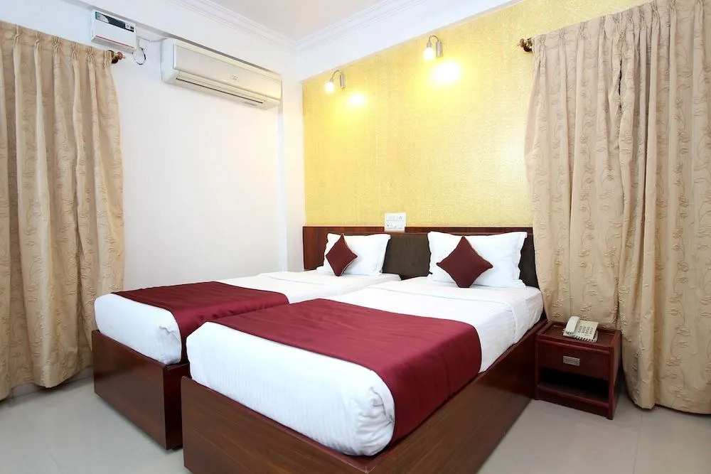 OYO 9959 Hotel Varcity Ruby