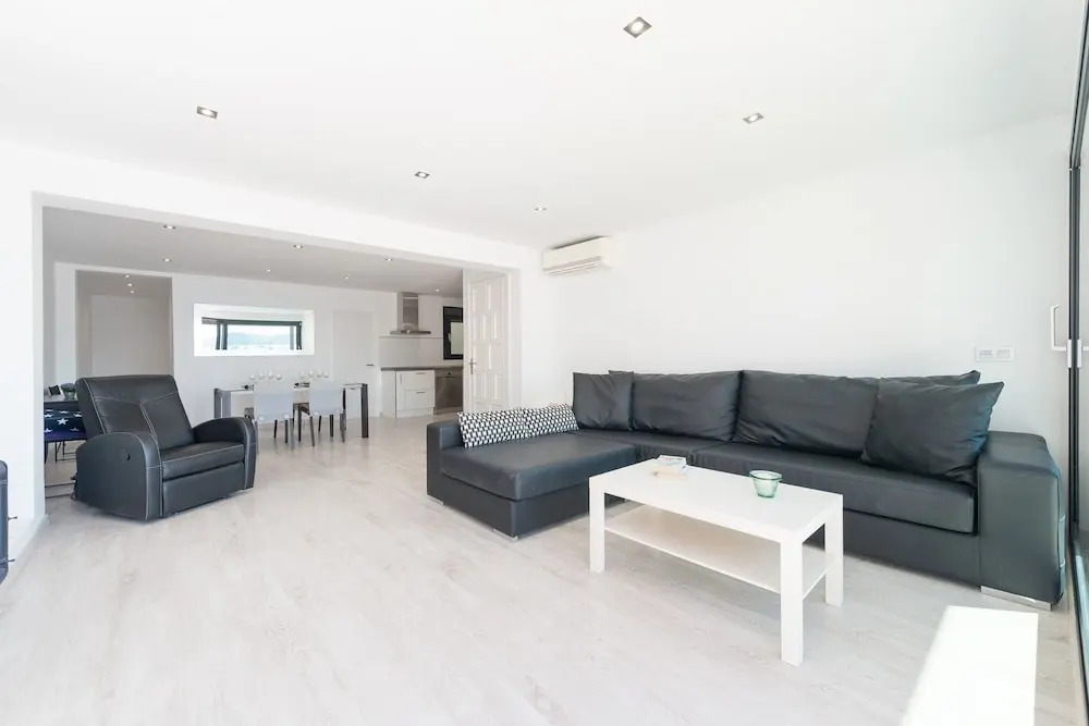 On The Beach Voramar by Sealand Villas