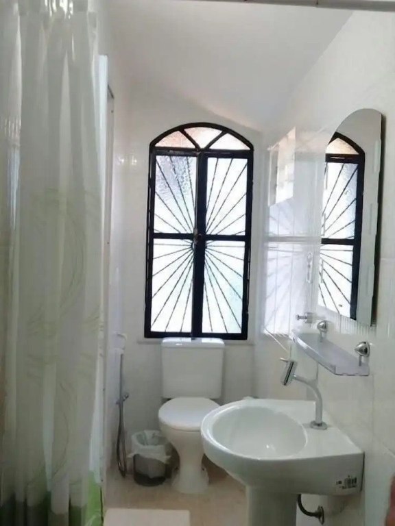 Chez Les Rois Guesthouse