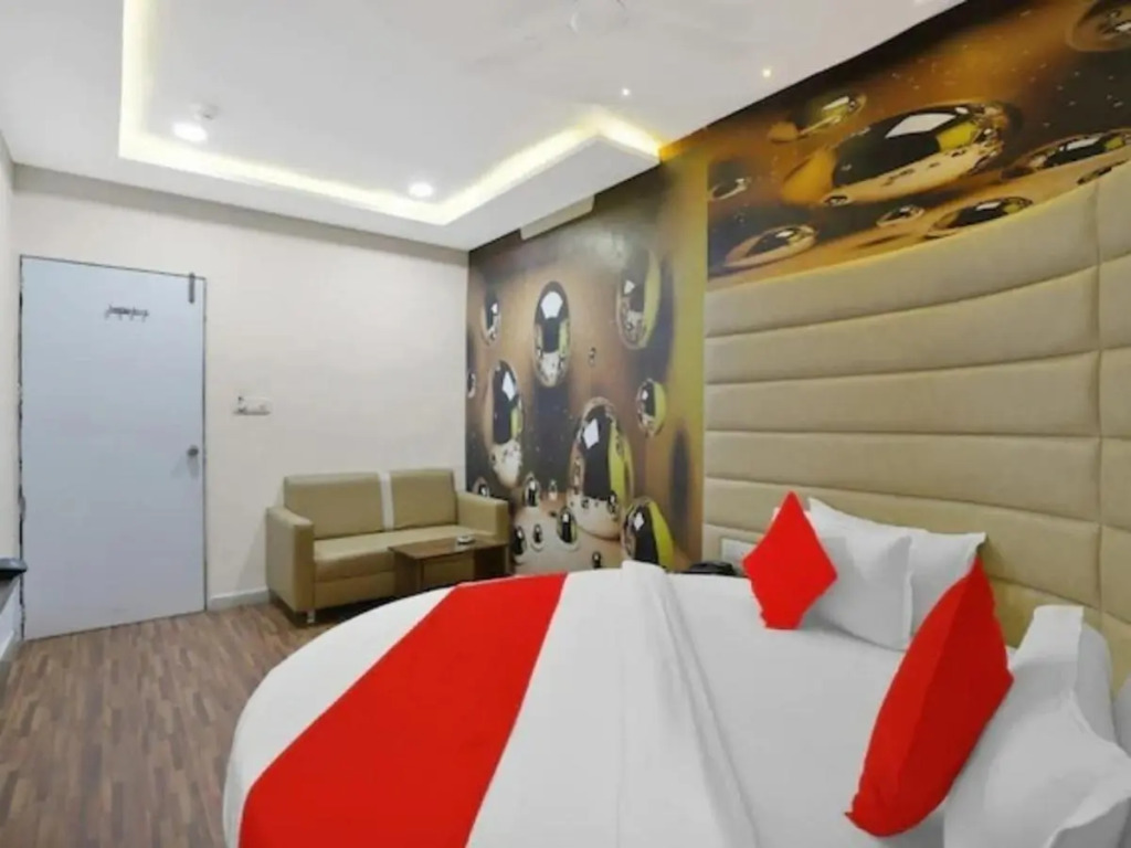 OYO Flagship 84101 Hotel Avens Inn