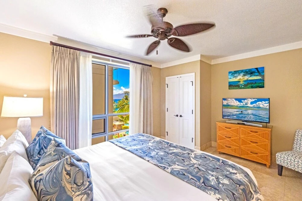 K B M Resorts- Hkh-409 Luxurious 2bdrm With Large Wrap Around Balcony, Chefs Kitchen, Ocean Views!