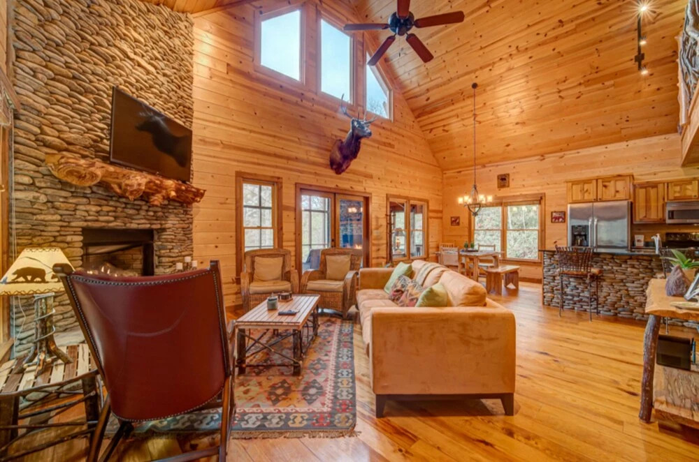 Aska Creek-n-view by Escape to Blue Ridge