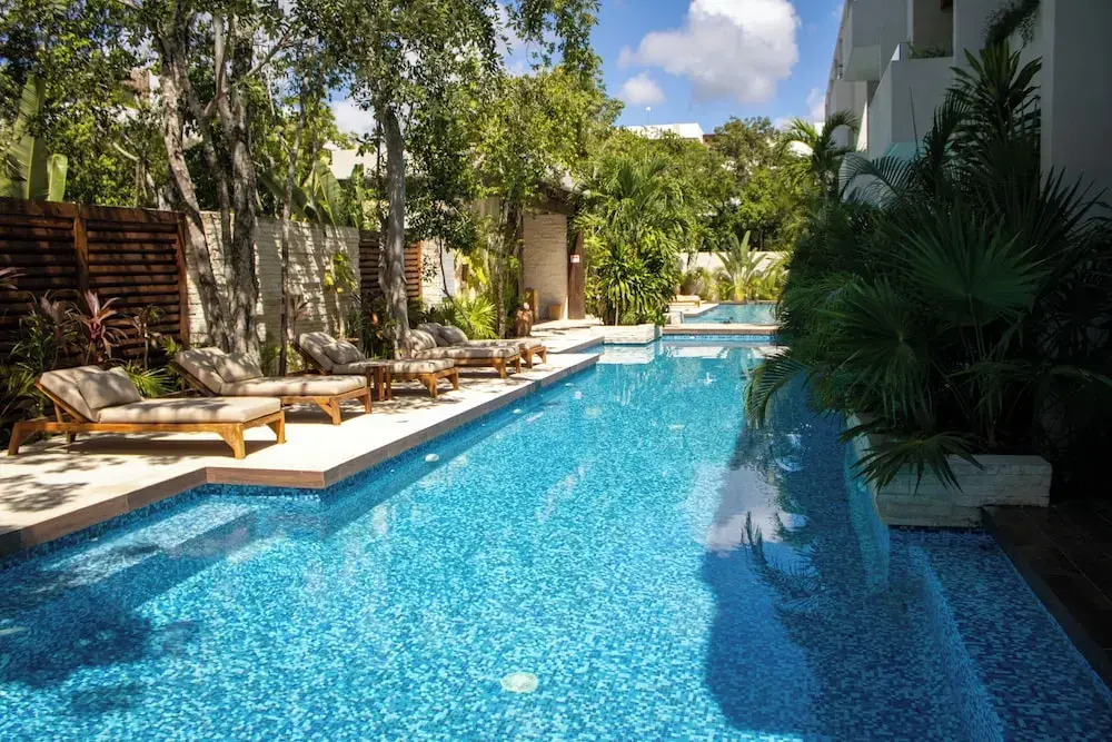 NHOA 111A 2BR Condo Pool access