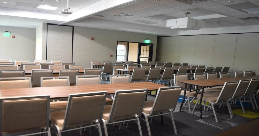 Holiday Inn Express & Suites Helen by IHG