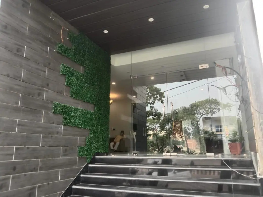 Hotel Hirapanna