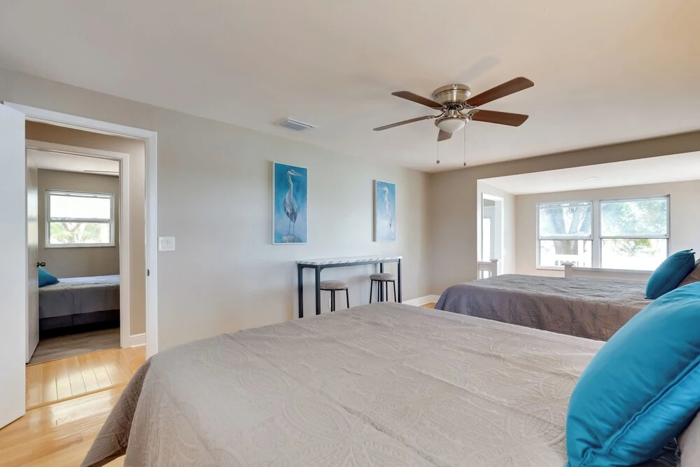 16 Mi to Manatee Viewing! Spacious Tampa Retreat