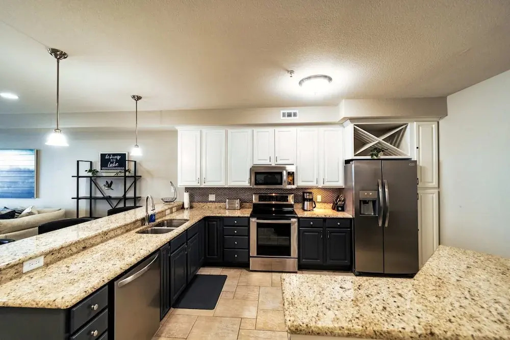 Happy Haven @ Lands End 3 BDR Resort Condo!